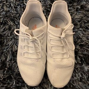 Size 9 white adidas